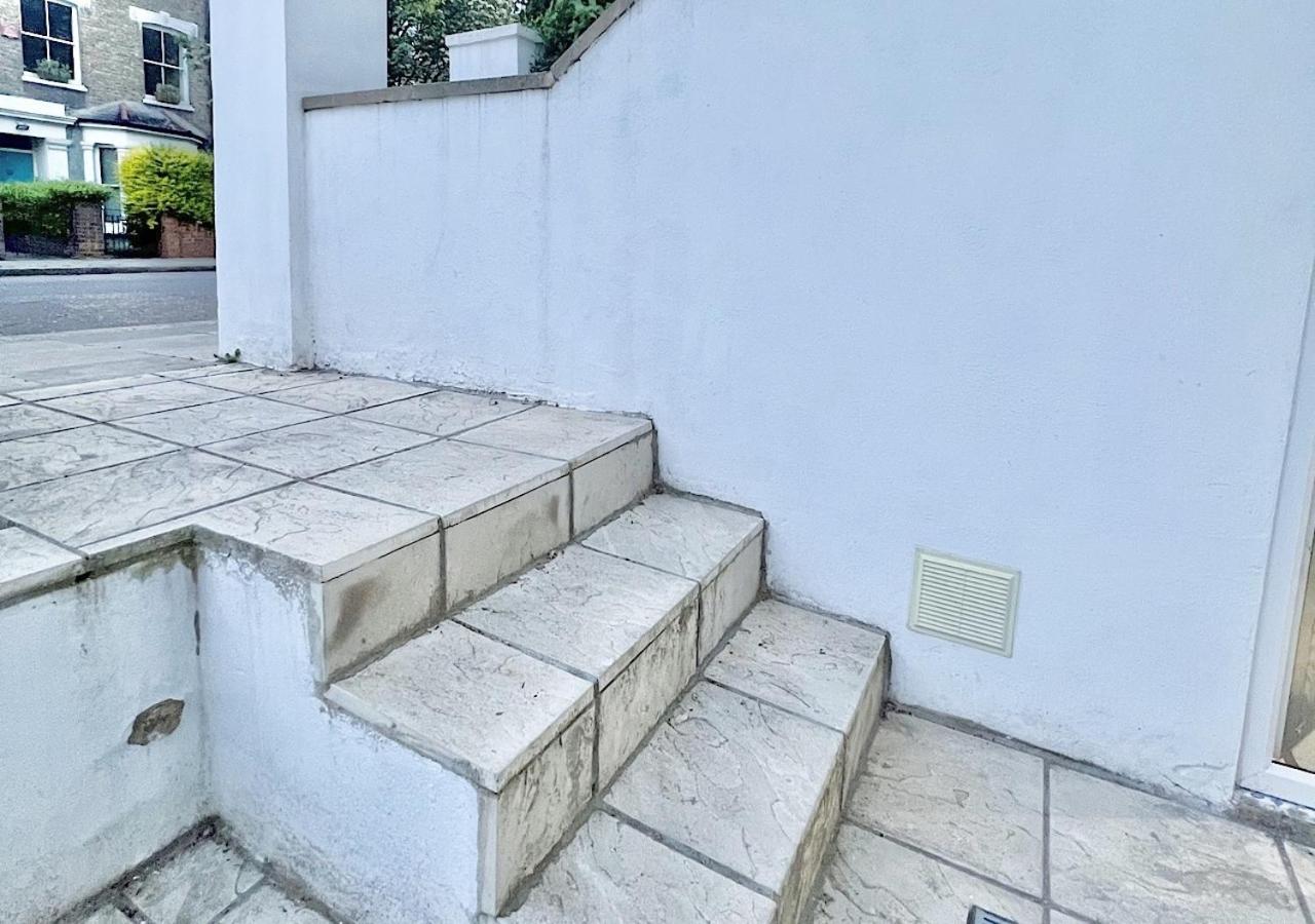 Charming 3-Bed Flat In Shepherds Bush - Sleeps 9 London Exterior photo